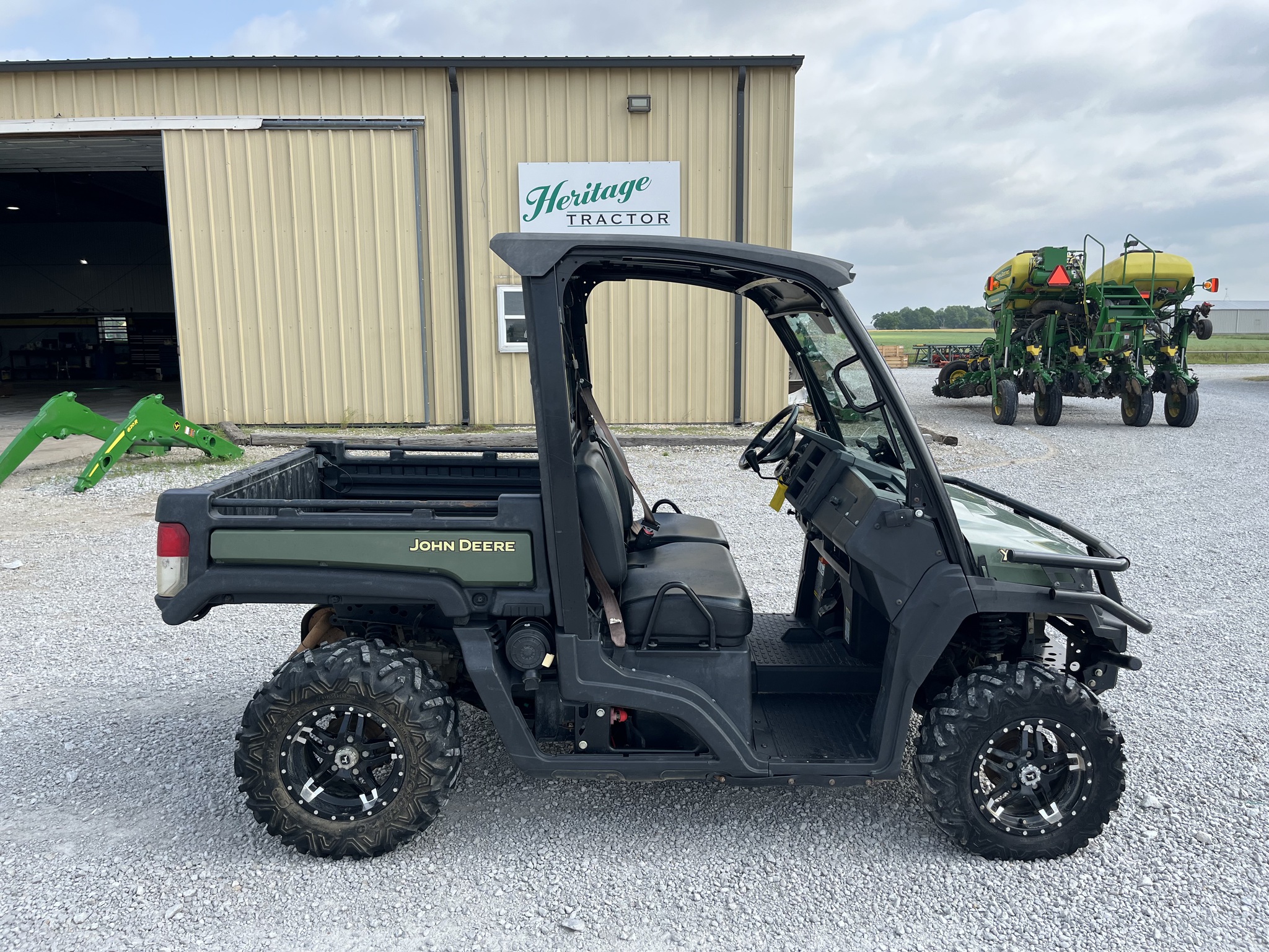  2019 John Deere XUV 835M at Heritage Tractor in Adrian, MO