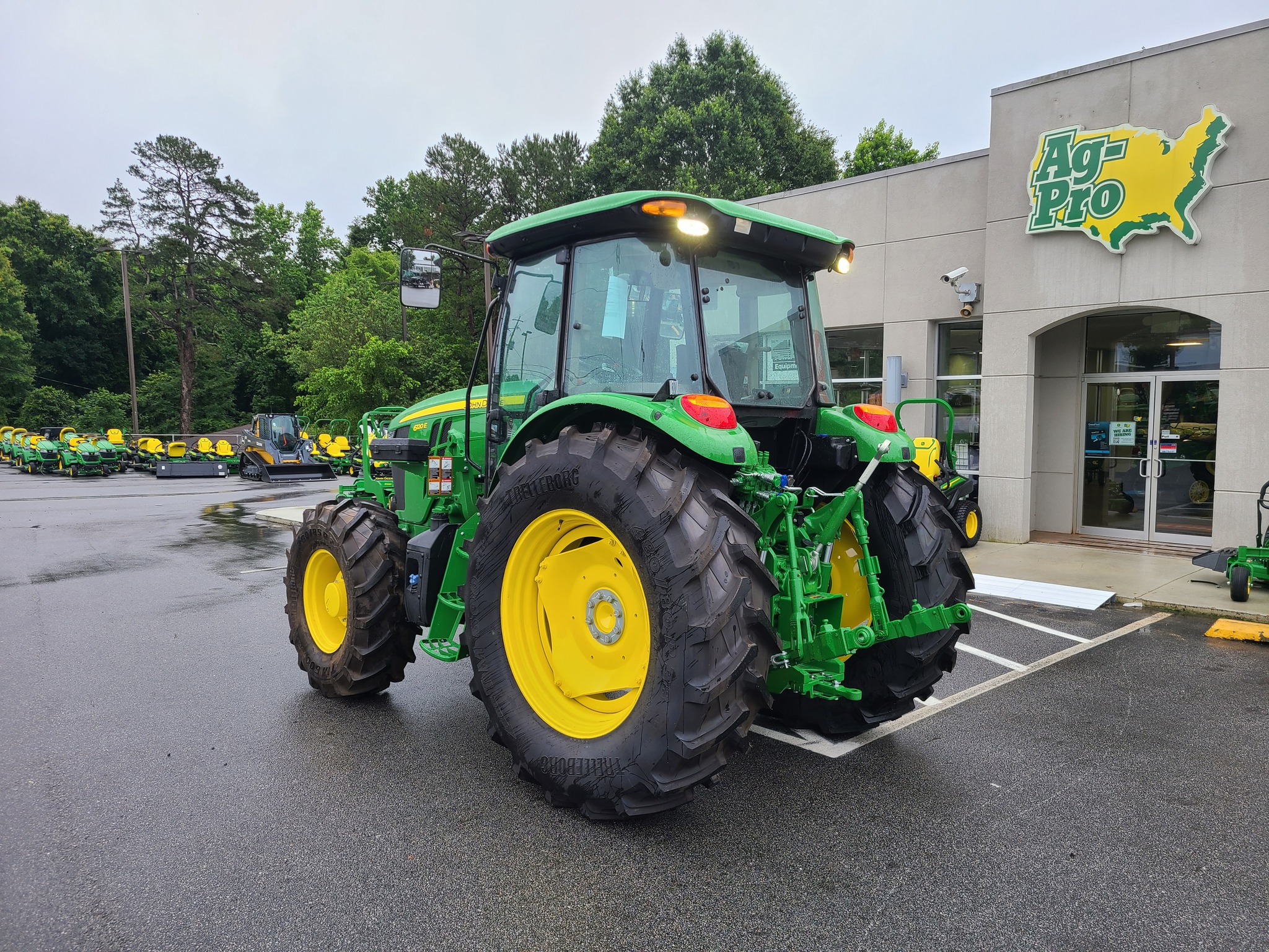2024 John Deere 6120E Image 5