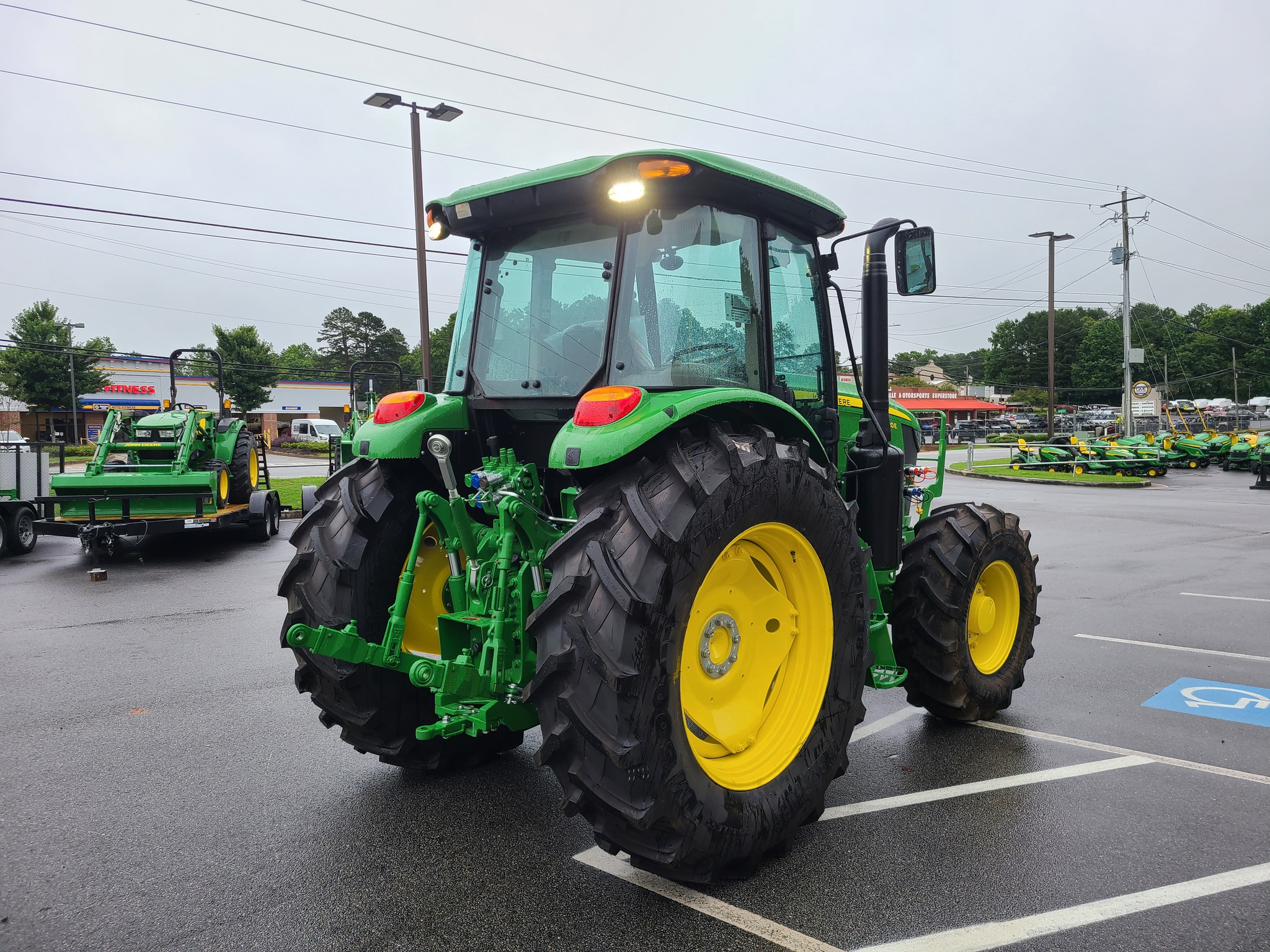 2024 John Deere 6120E Image 7