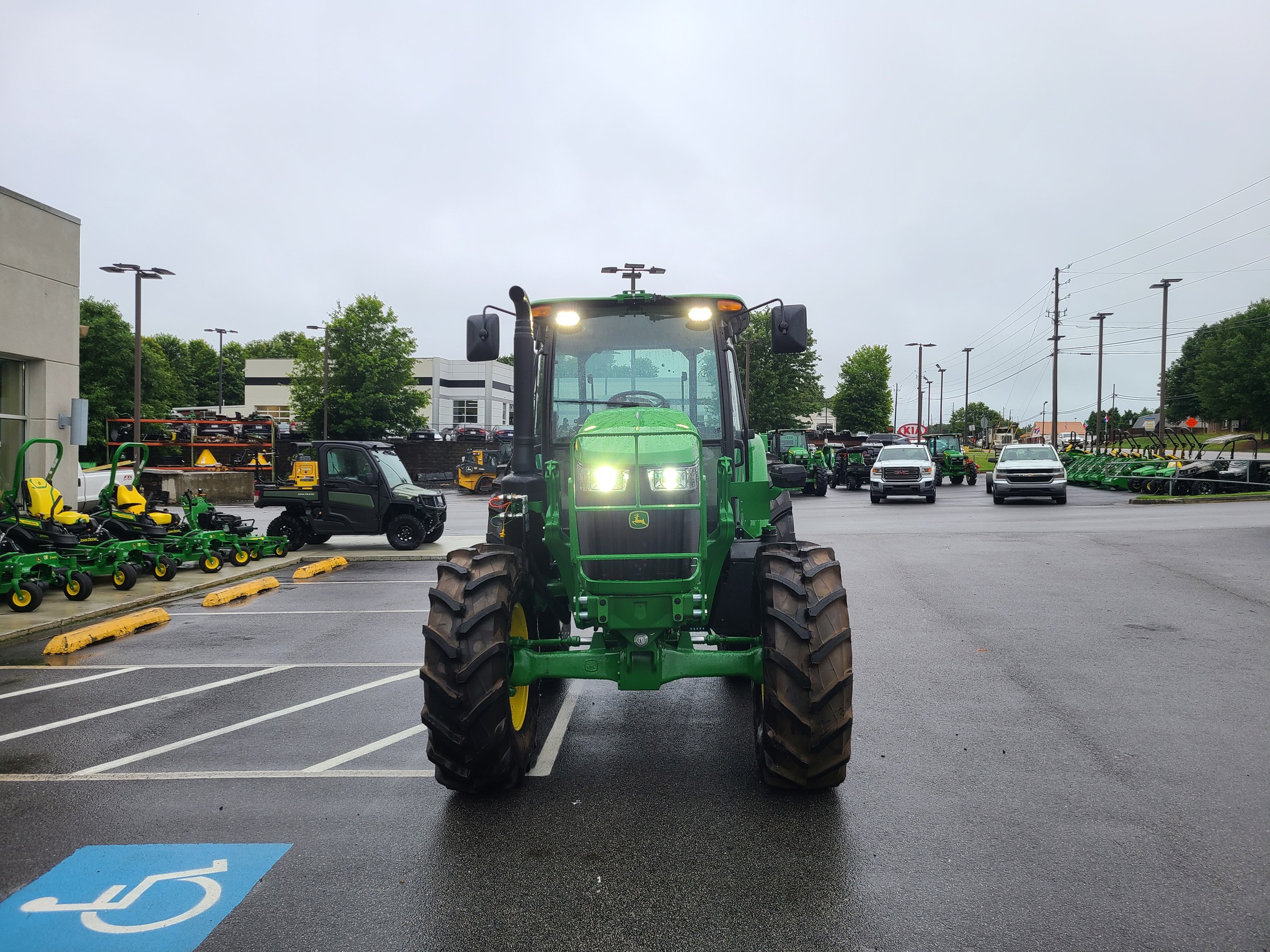 2024 John Deere 6120E Image 2