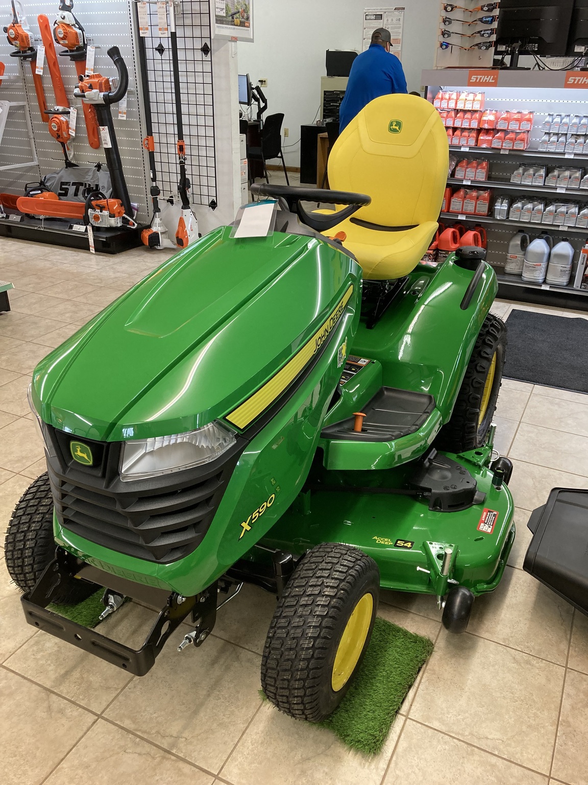 2025 John Deere X590 54 Image 5