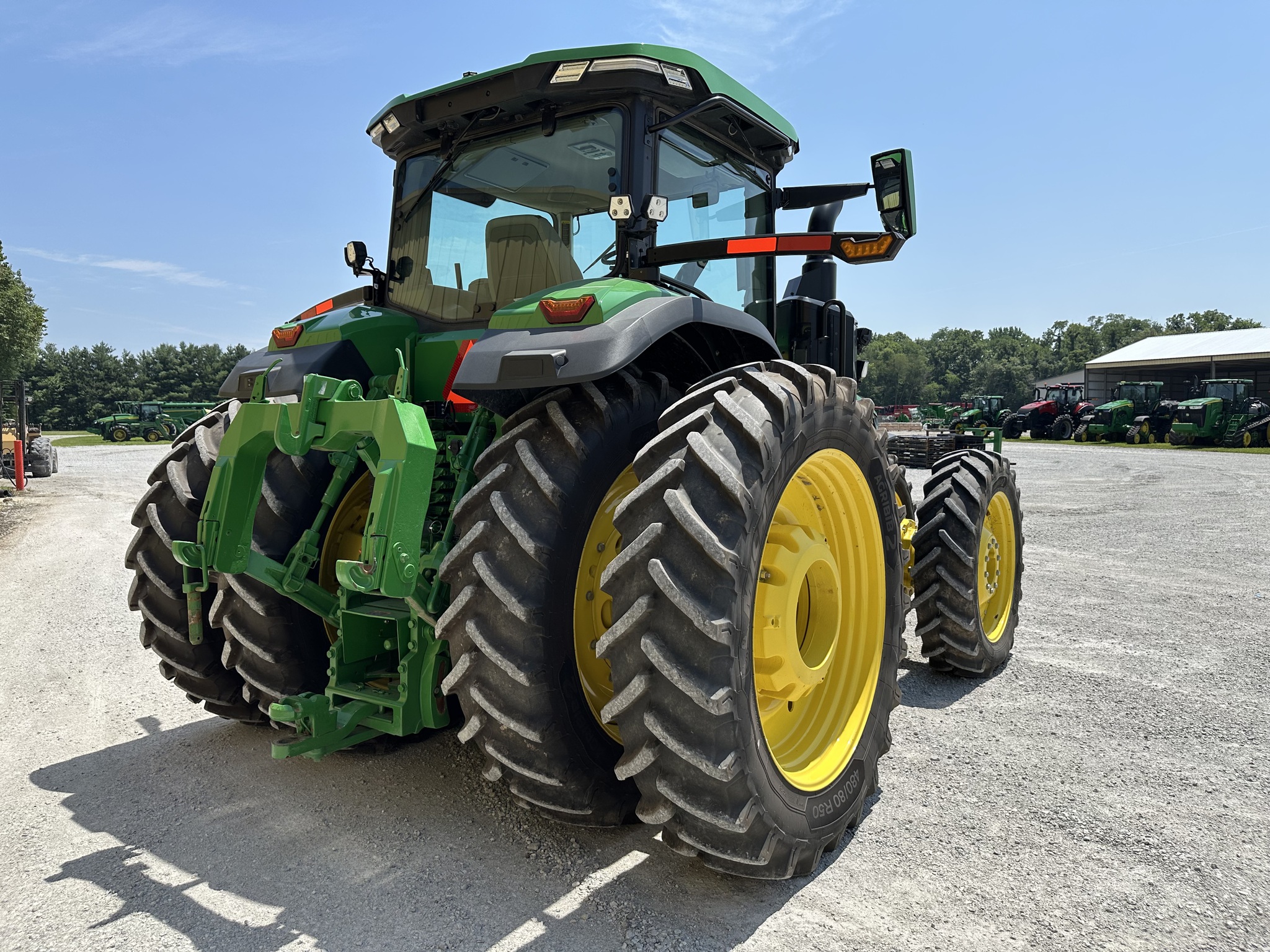2024 John Deere 8R 370 Image 3