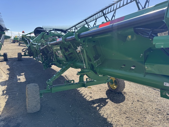 Used 2023 John Deere HD45R Combine Platforms at Horizon Ag & Turf in Warburg, AB - Photo8