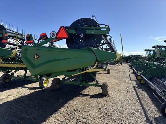 Used 2023 John Deere HD45R Combine Platforms at Horizon Ag & Turf in Warburg, AB - Photo12