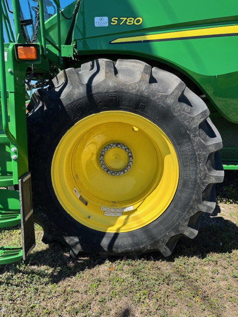 2022 John Deere S780 Image 8