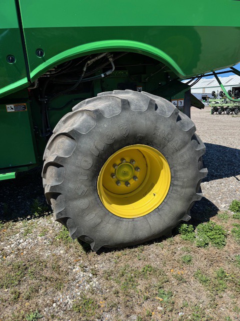 2022 John Deere S780 Image 10