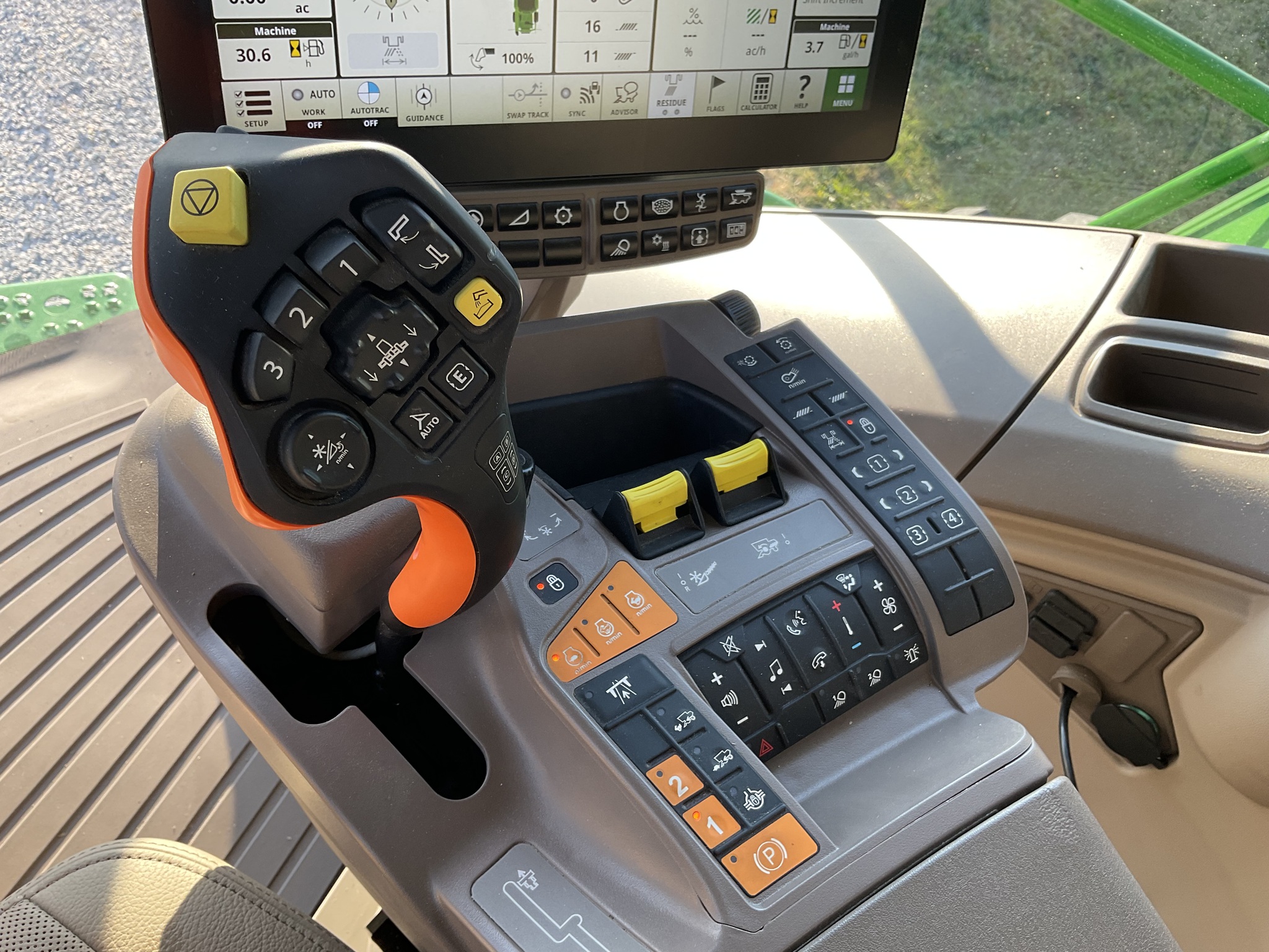 2024 John Deere S790 Image 20