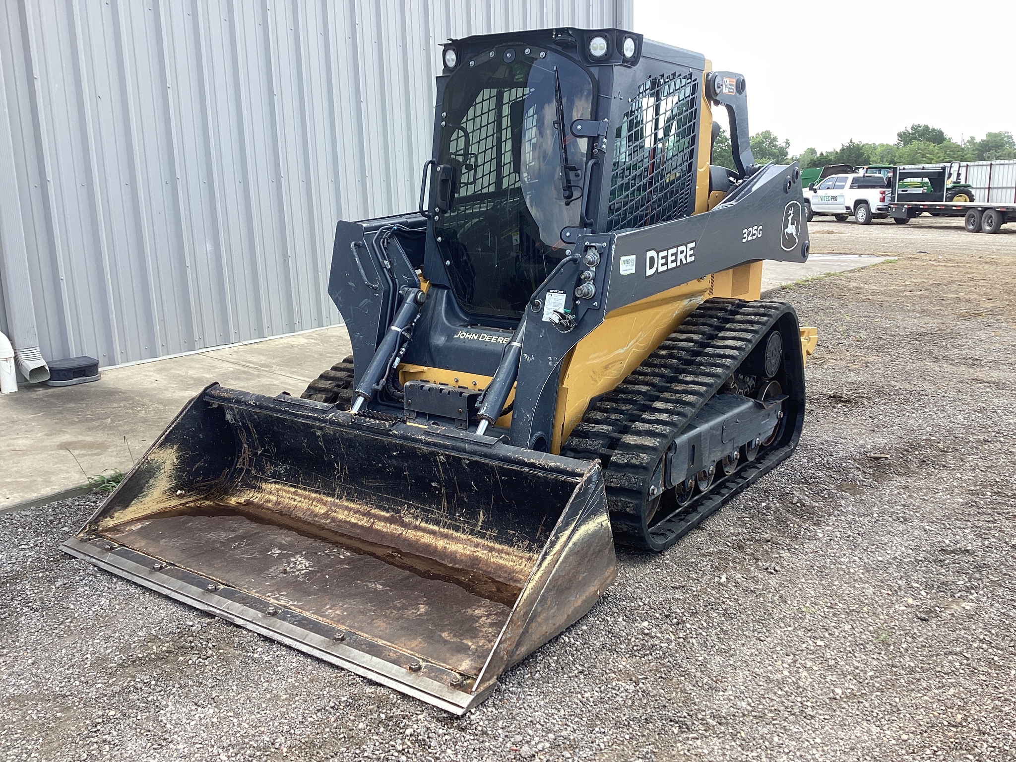 2023 John Deere 325G Image 2