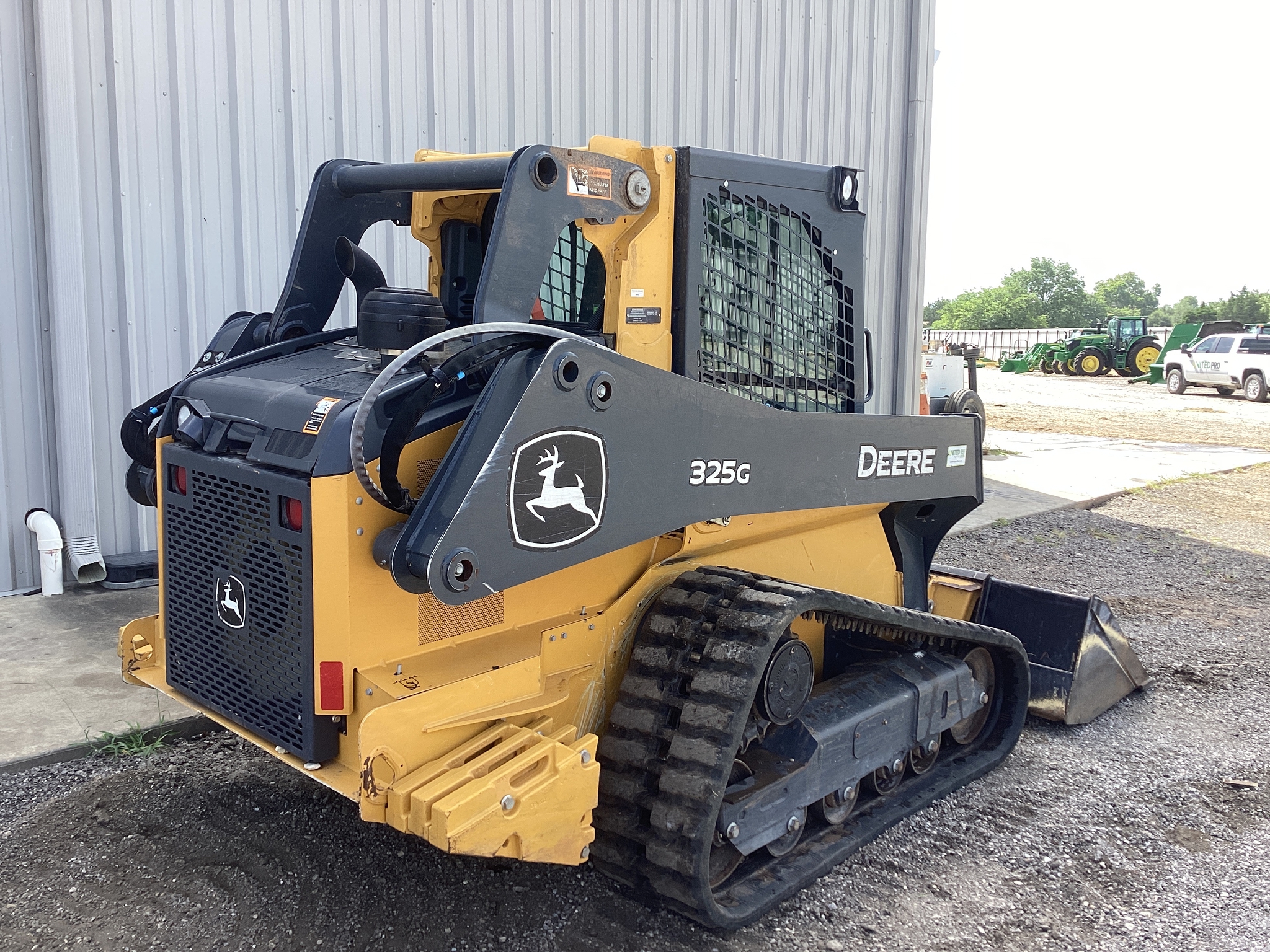 2023 John Deere 325G Image 6