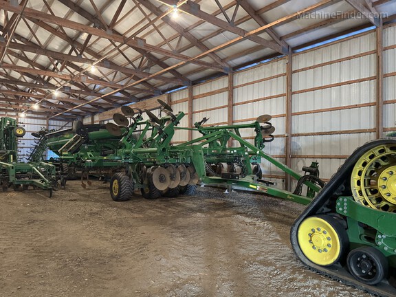 2021 John Deere 2730 | Rippers | MachineFinder