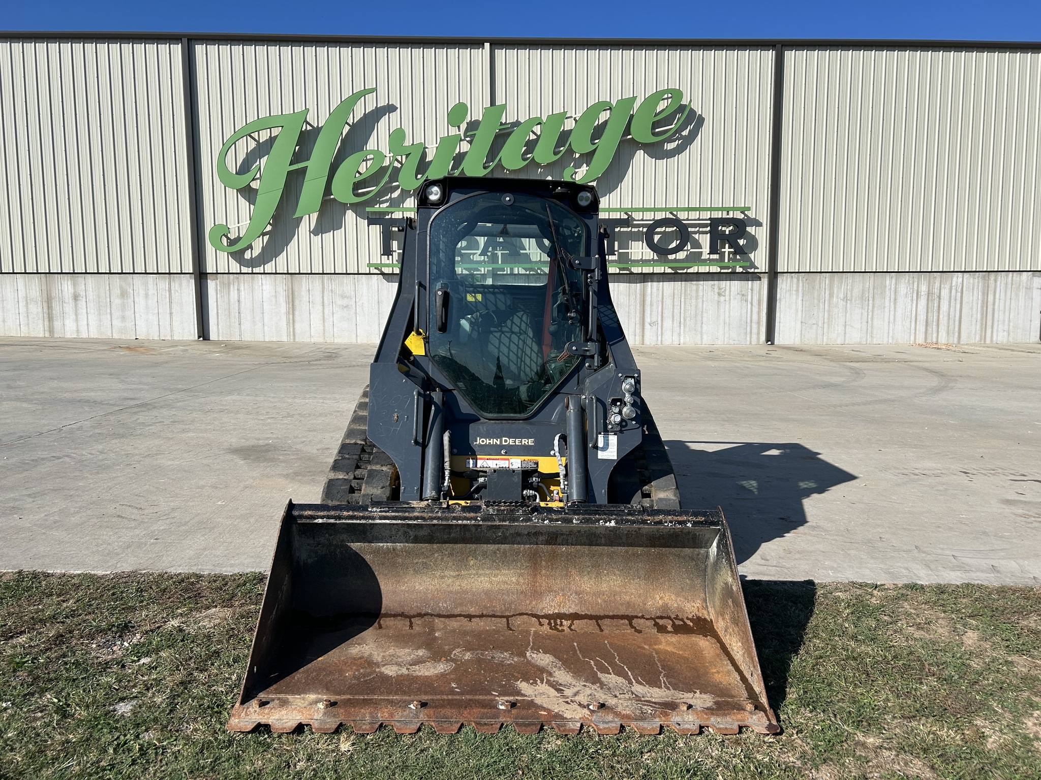  2022 John Deere 317G at Heritage Tractor in West Plains, MO