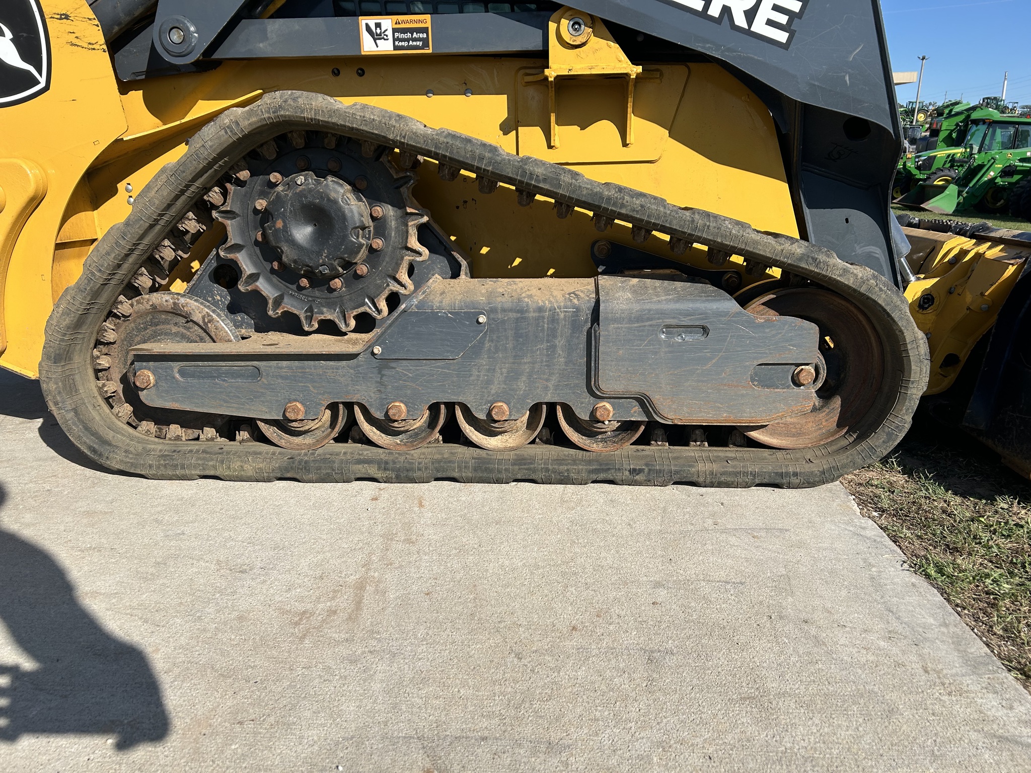  2022 John Deere 317G at Heritage Tractor in West Plains, MO