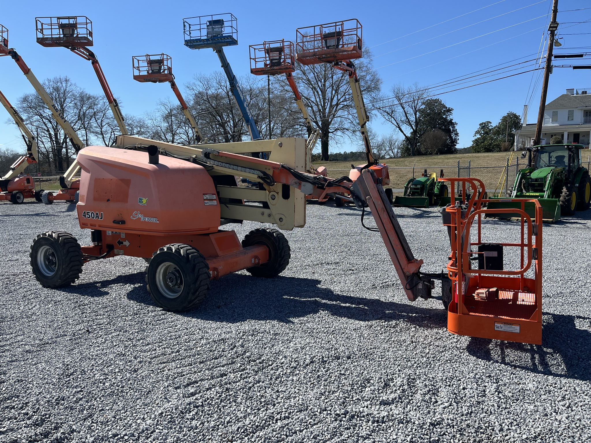 2017 JLG 450AJ Image 4