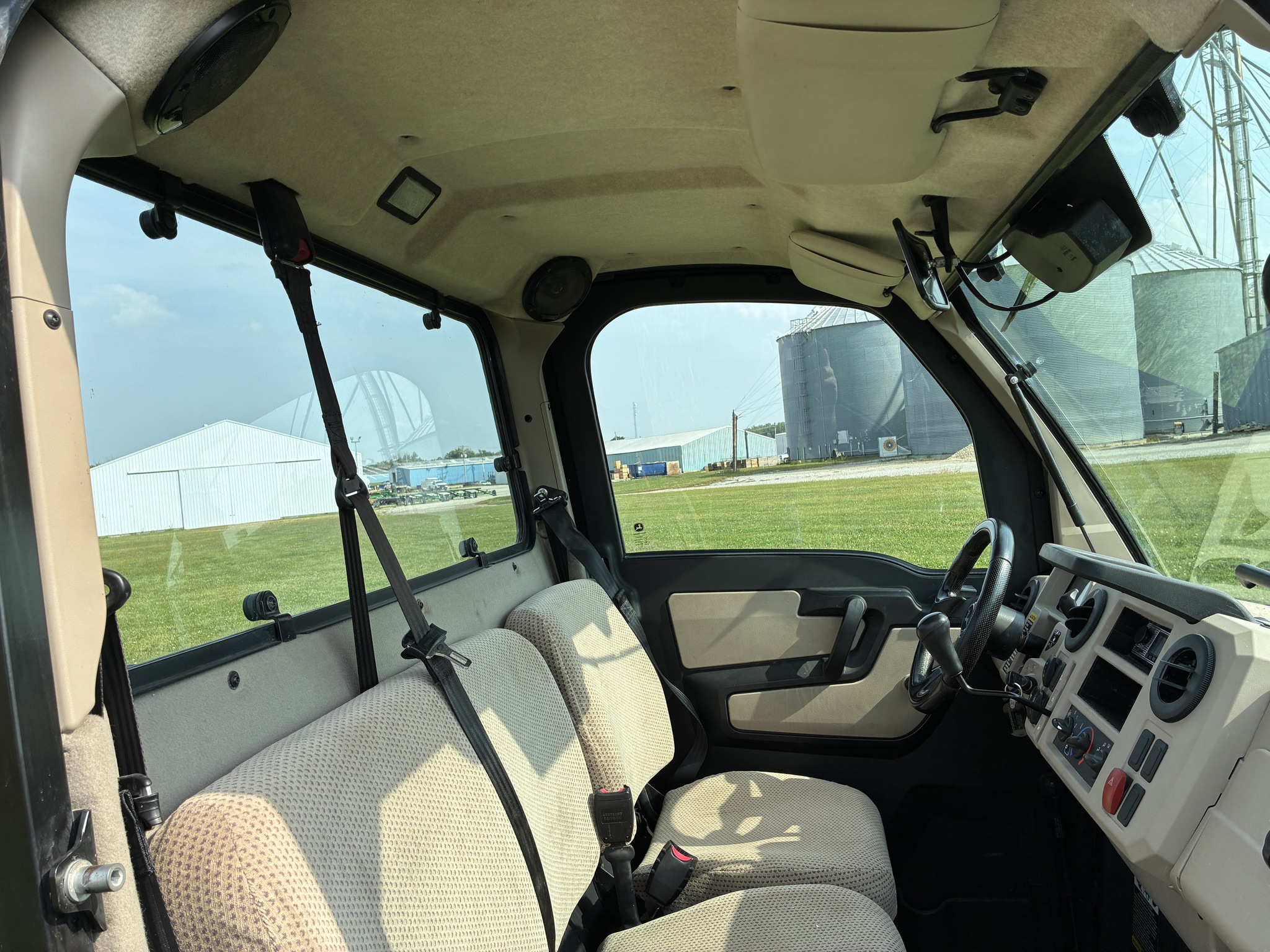 2020 John Deere XUV 865R Image 16