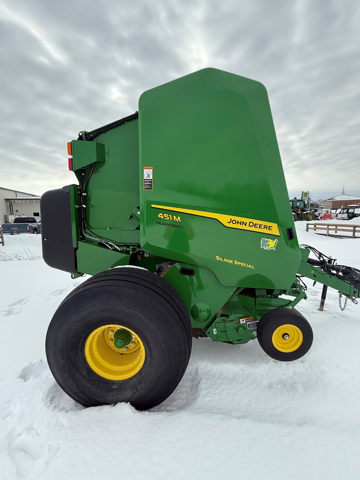 2024 John Deere 451M Image 13