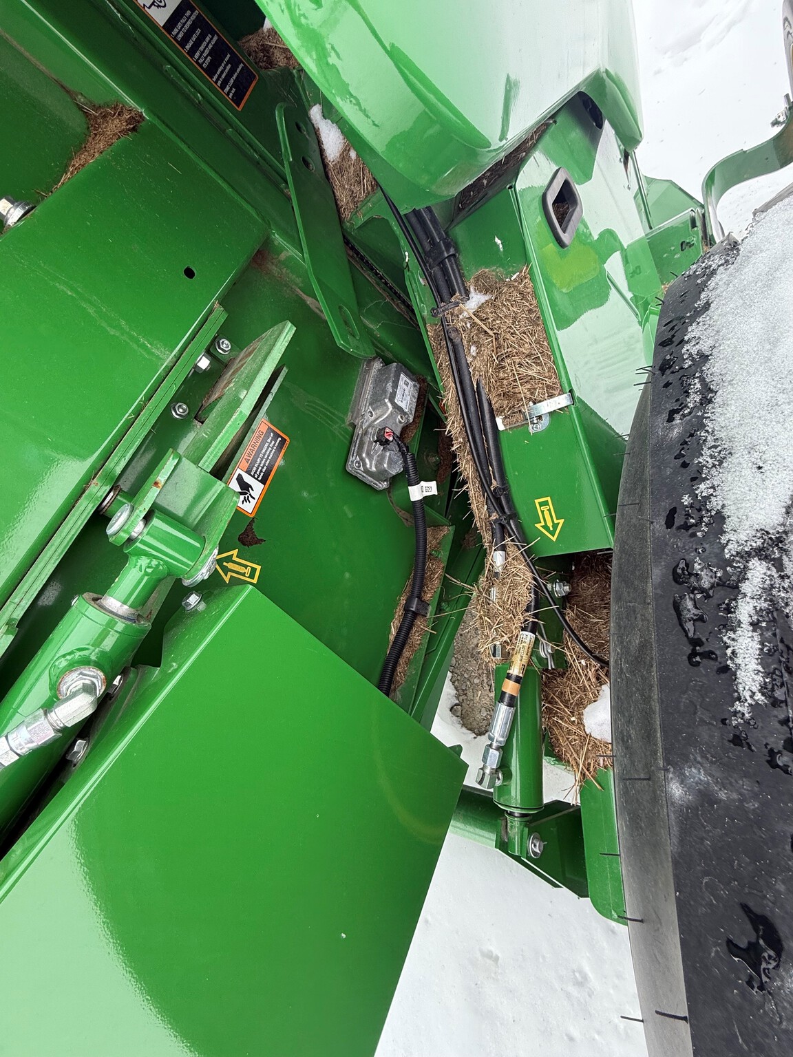 2024 John Deere 451M Image 12