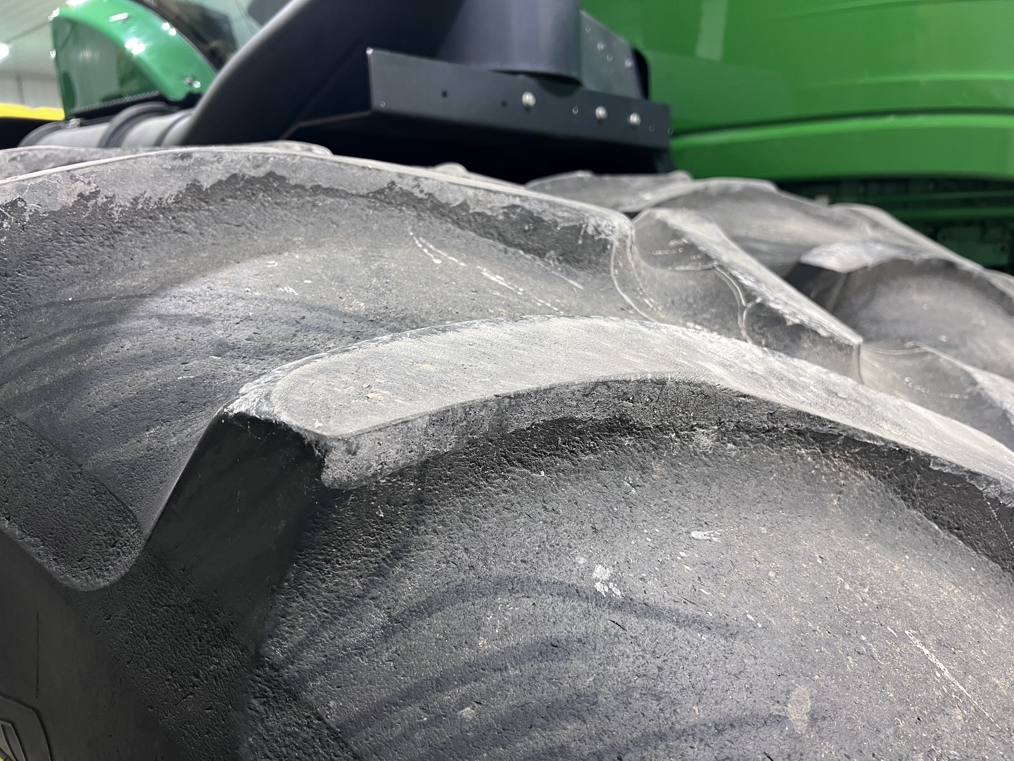 2013 John Deere 9460R Image 2
