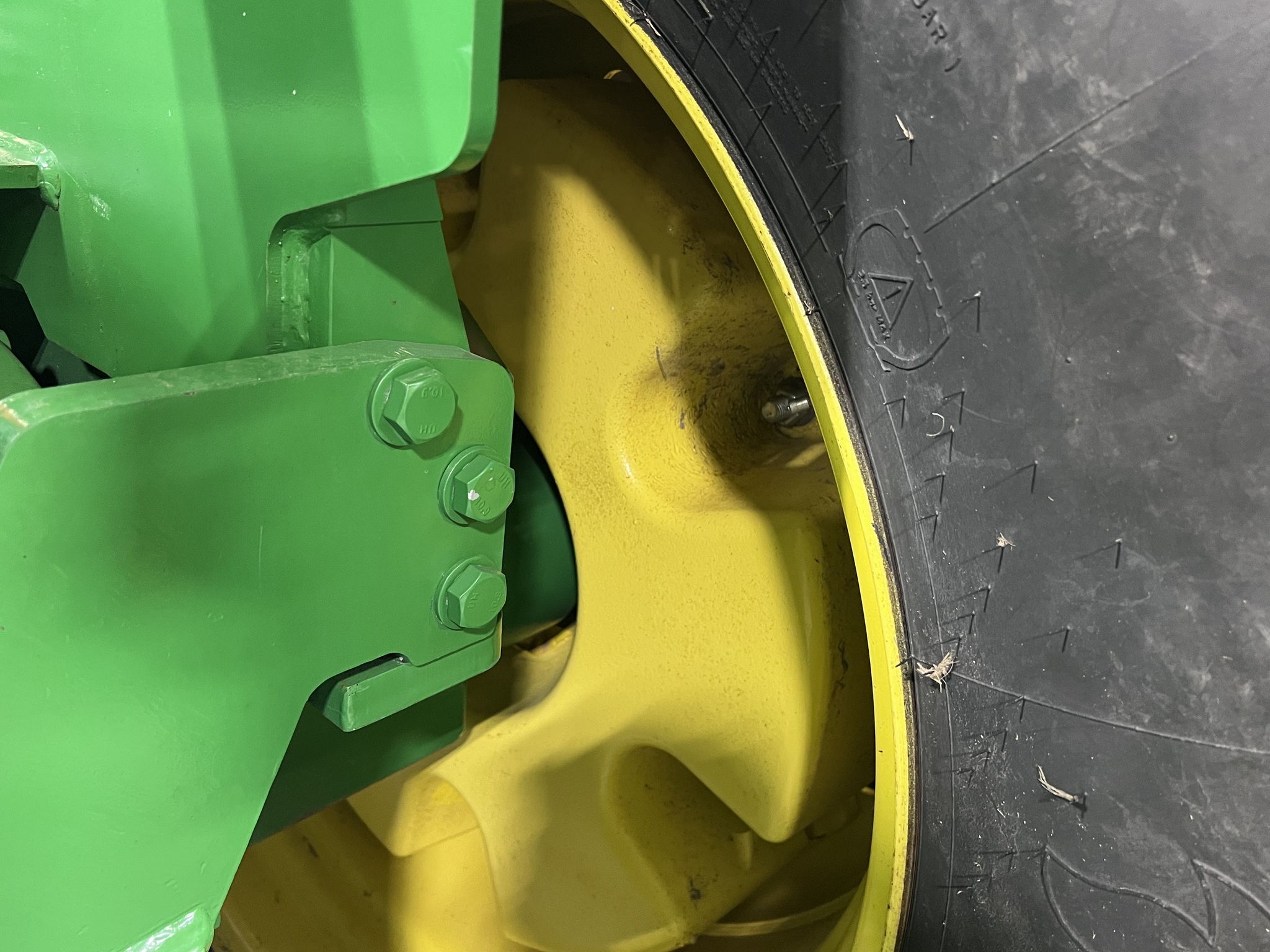 2013 John Deere 9460R Image 12