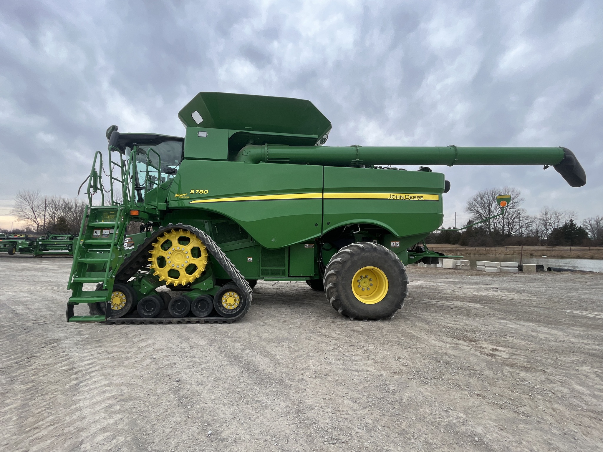  2021 John Deere S780 at Heritage Tractor in Pittsburg, KS