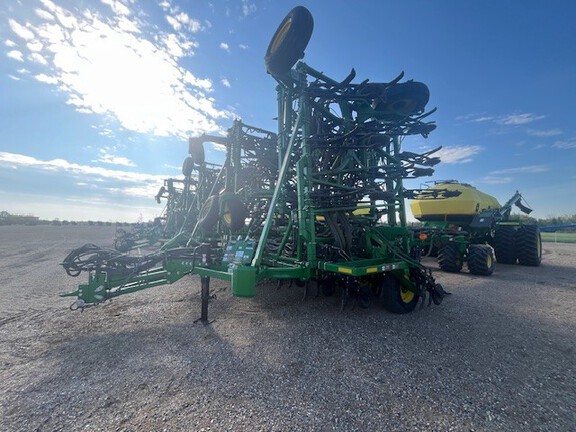 Used 2018 John Deere 1870 Air Drills and Seeders at Horizon Ag & Turf in Lloydminster, AB - Photo29
