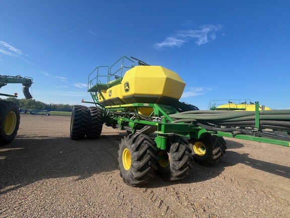 Used 2018 John Deere 1870 Air Drills and Seeders at Horizon Ag & Turf in Lloydminster, AB - Photo17