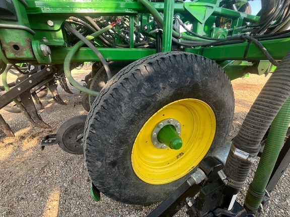 Used 2018 John Deere 1870 Air Drills and Seeders at Horizon Ag & Turf in Lloydminster, AB - Photo18