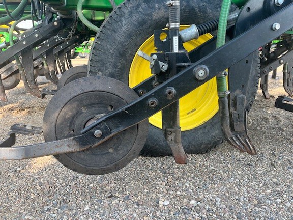 Used 2018 John Deere 1870 Air Drills and Seeders at Horizon Ag & Turf in Lloydminster, AB - Photo21