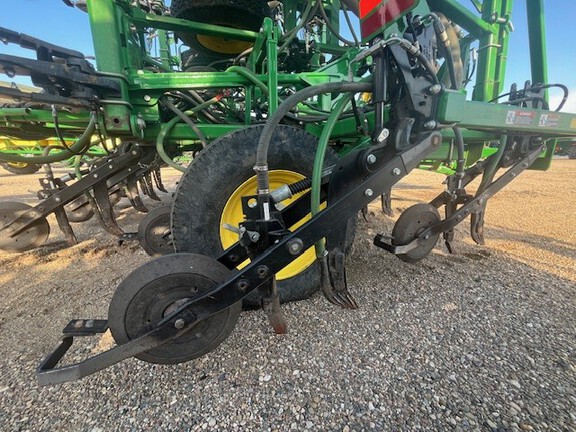 Used 2018 John Deere 1870 Air Drills and Seeders at Horizon Ag & Turf in Lloydminster, AB - Photo22