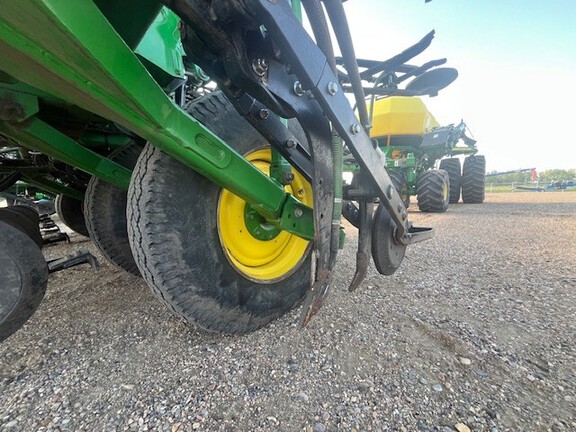 Used 2018 John Deere 1870 Air Drills and Seeders at Horizon Ag & Turf in Lloydminster, AB - Photo27