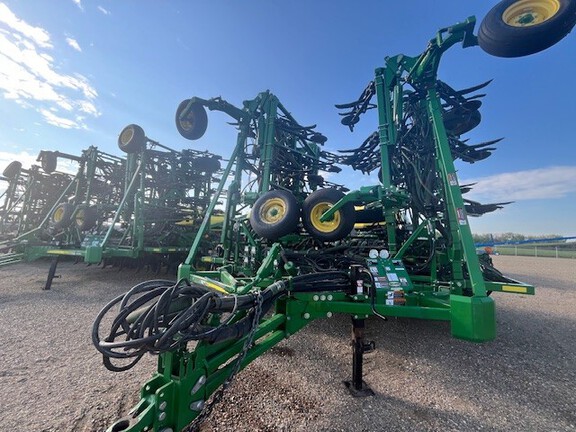 Used 2018 John Deere 1870 Air Drills and Seeders at Horizon Ag & Turf in Lloydminster, AB - Photo28
