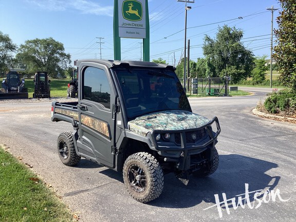 Photo of 2021 John Deere XUV 835R