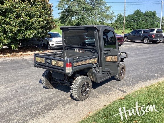 Photo of 2021 John Deere XUV 835R