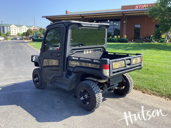 Photo of 2021 John Deere XUV 835R