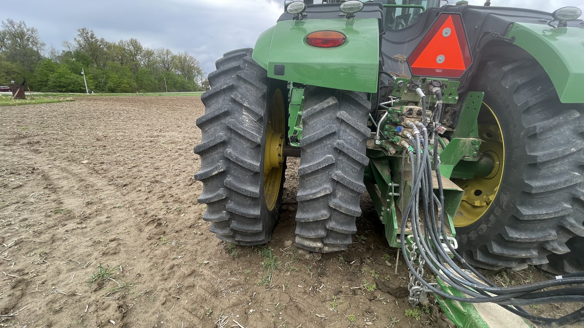 2018 John Deere 9420R Image 8