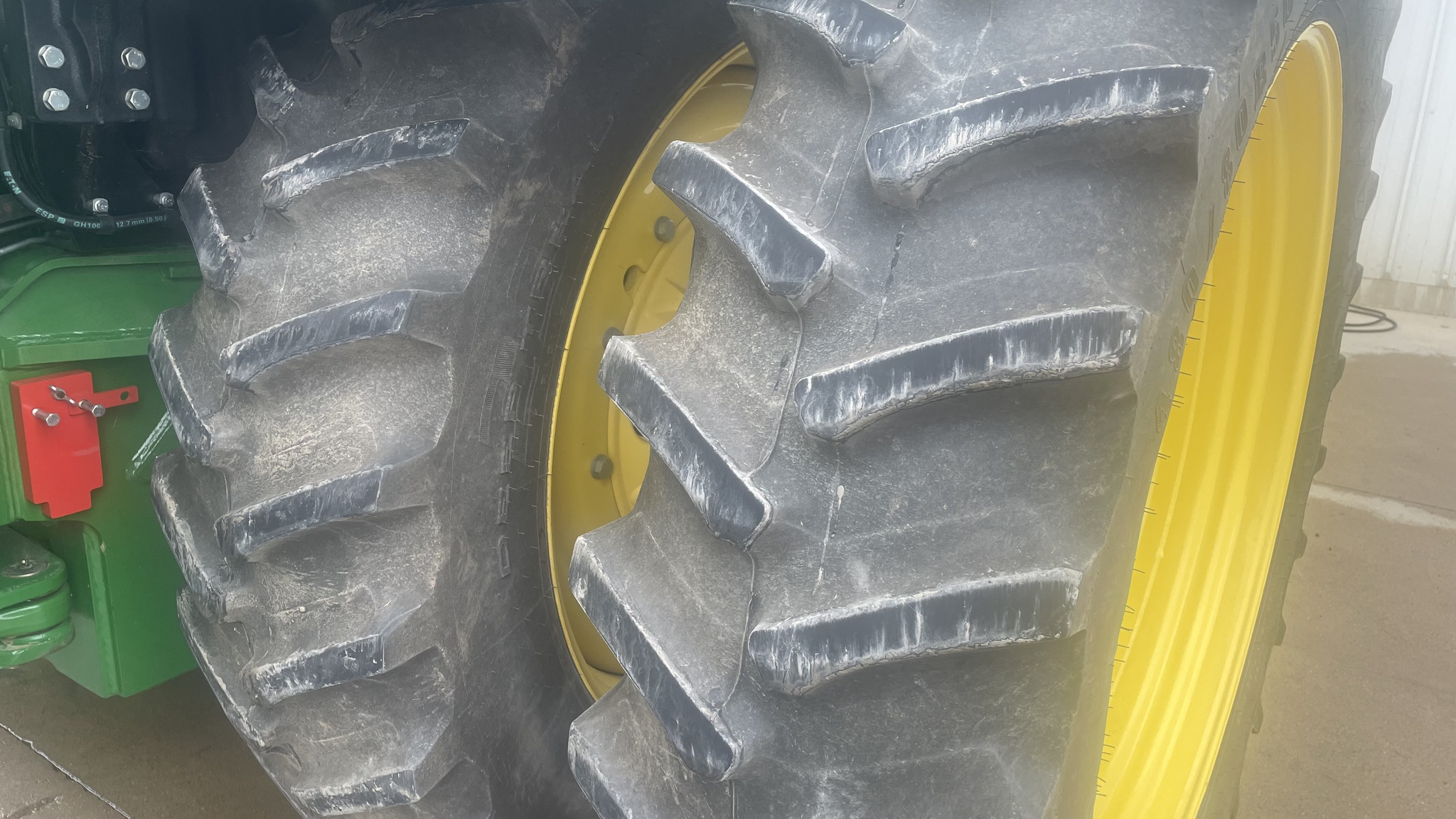2018 John Deere 9420R Image 10