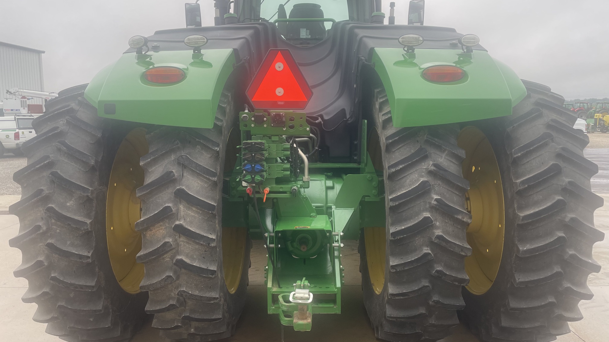 2018 John Deere 9420R Image 7