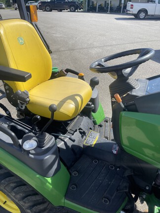 2021 John Deere 1025R