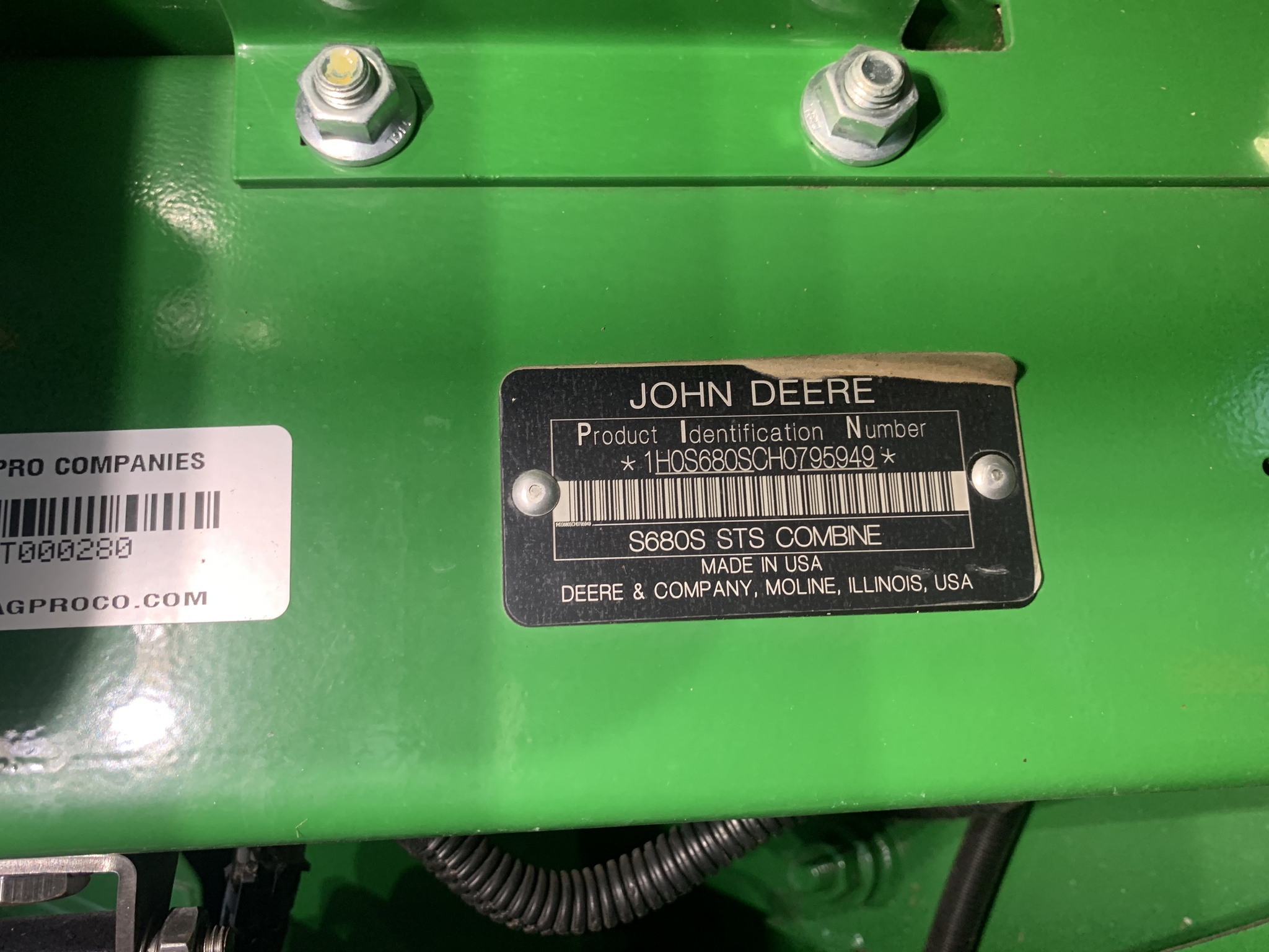 2017 John Deere S680 Image 12