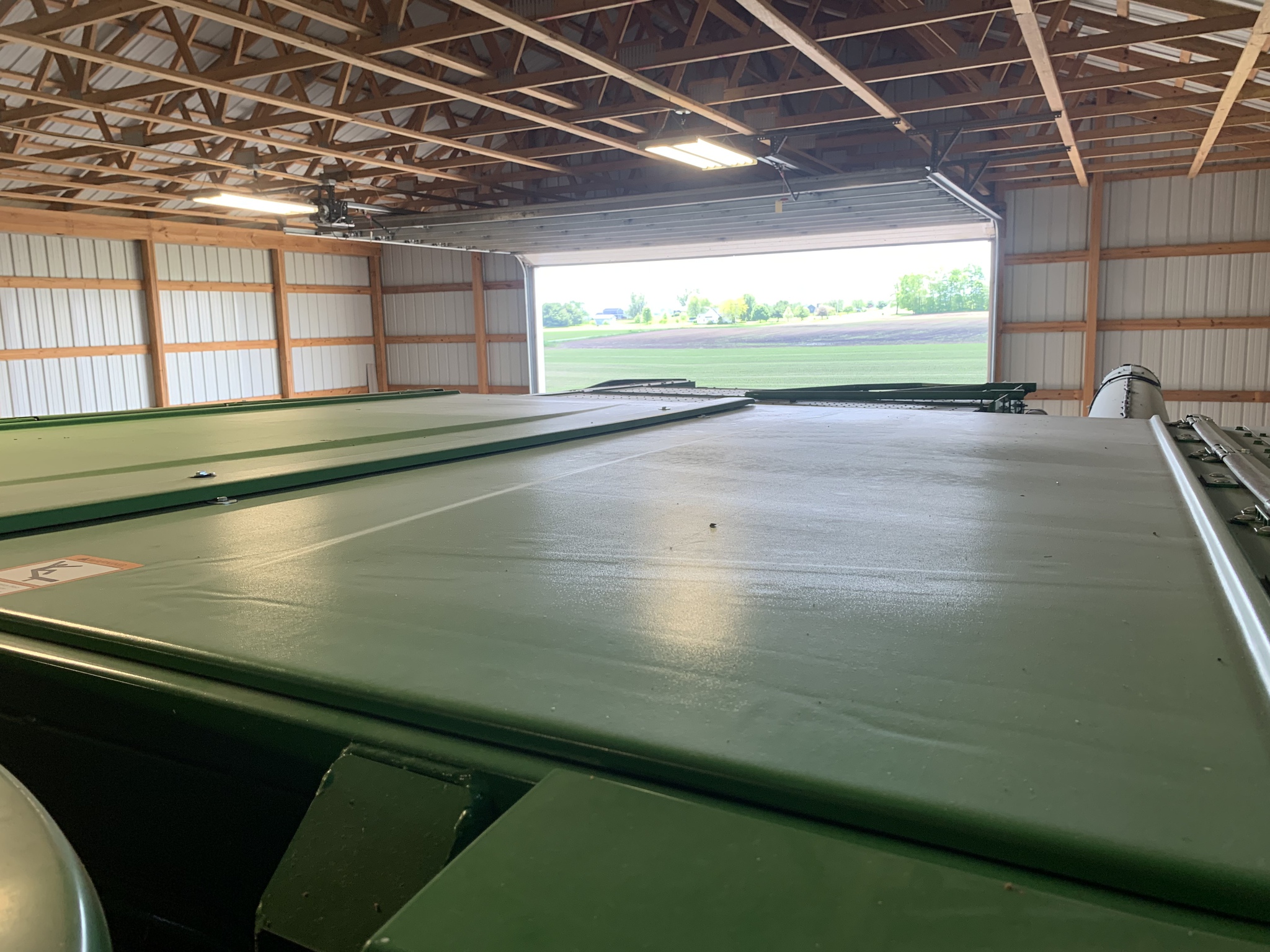 2017 John Deere S680 Image 10