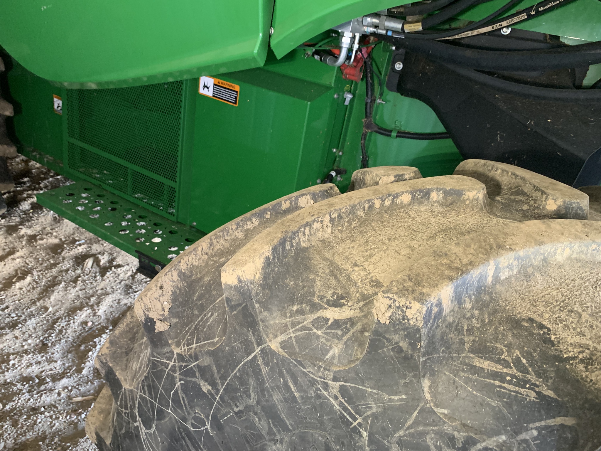 2017 John Deere S680 Image 6