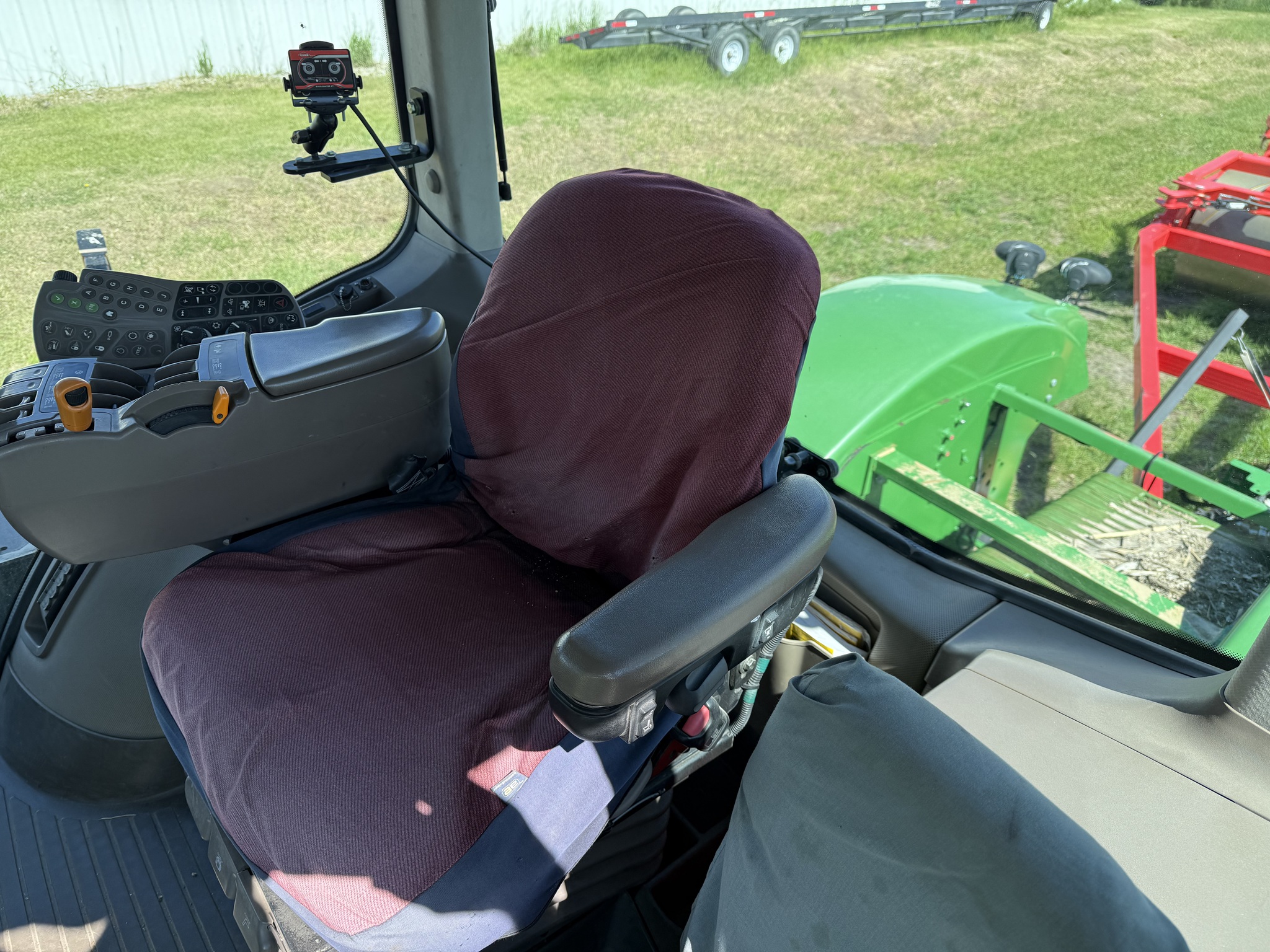 2013 John Deere 9410R Image 24