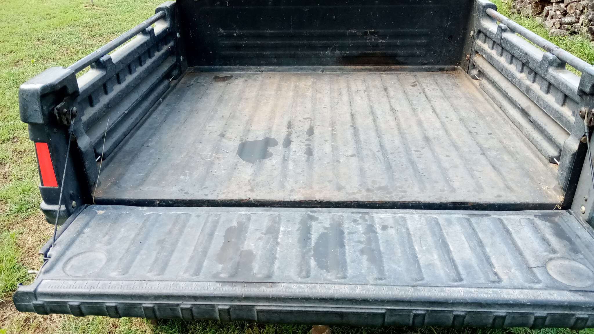 2013 John Deere TX 4X2 Image 10