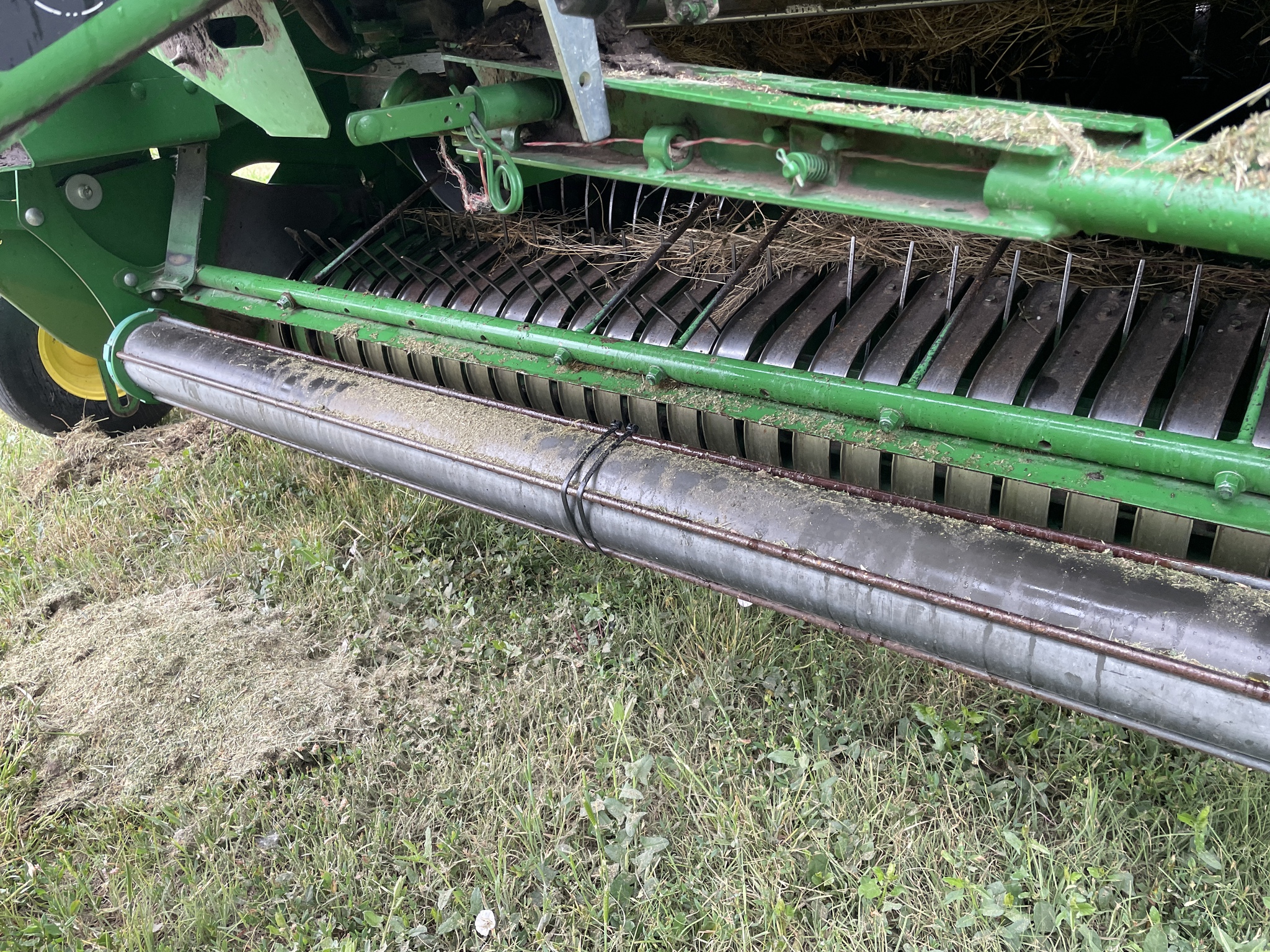 2015 John Deere 569 Image 12