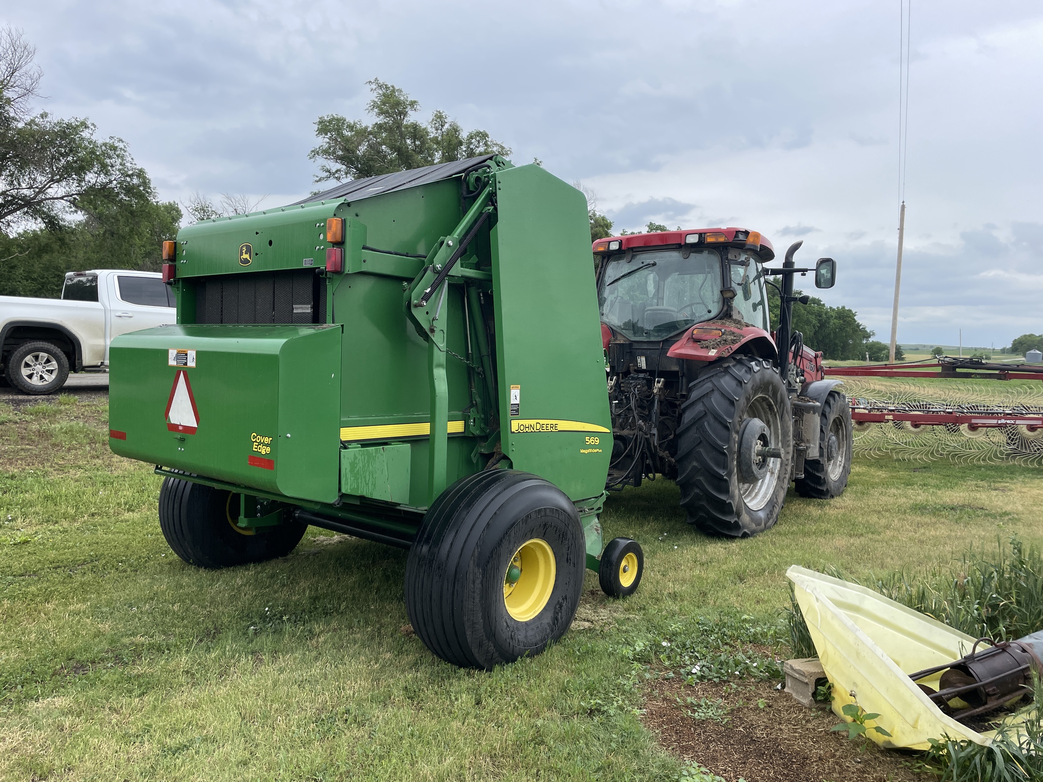 2015 John Deere 569 Image 5