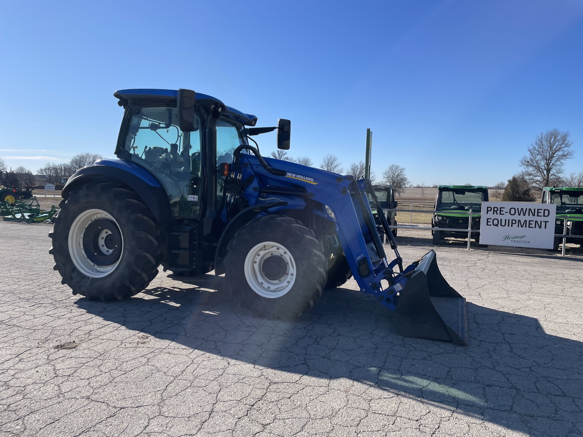  2023 New Holland T5.140 DCT at Heritage Tractor in Baldwin City, KS