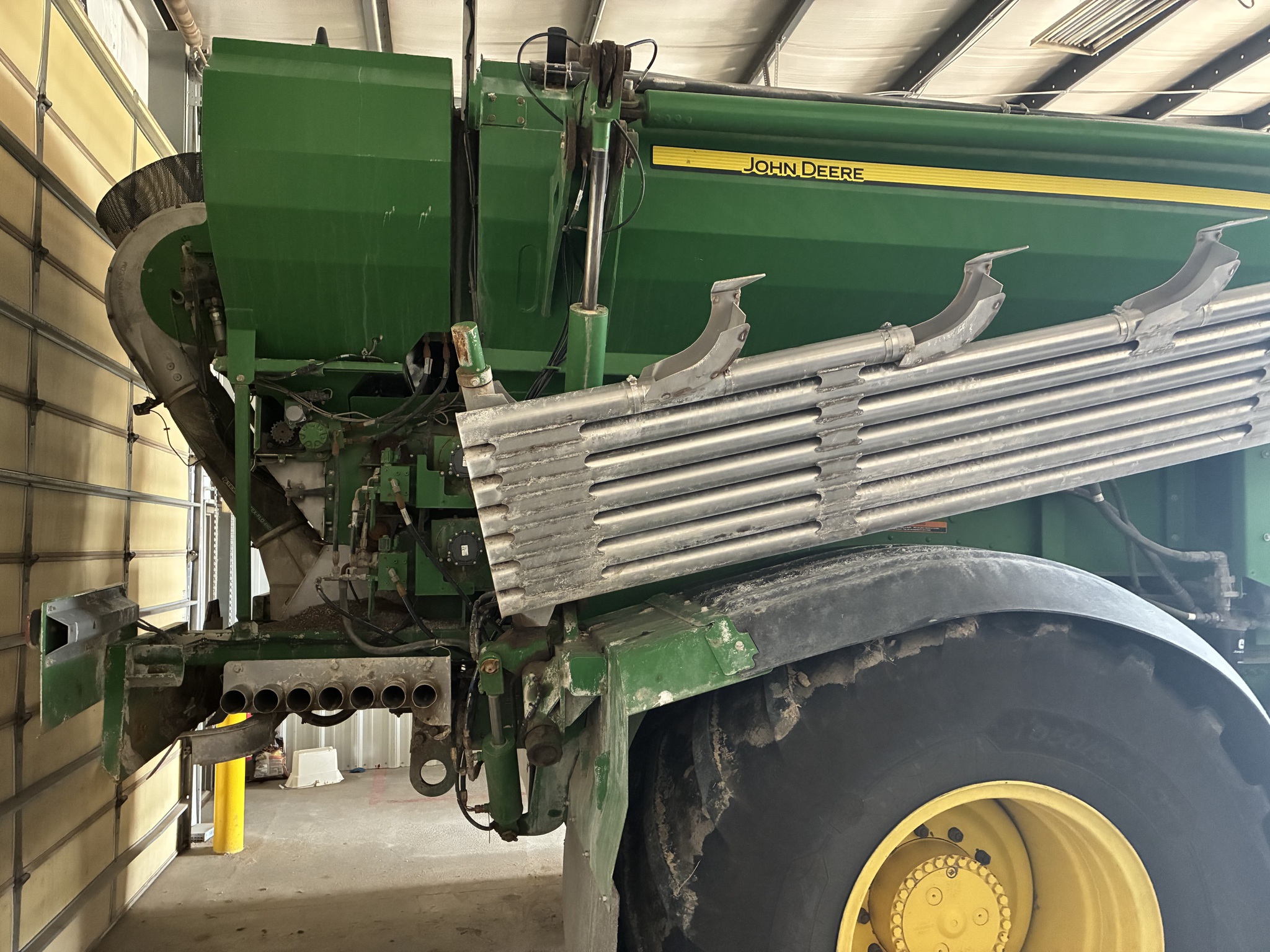 2021 John Deere F4365 Image 6