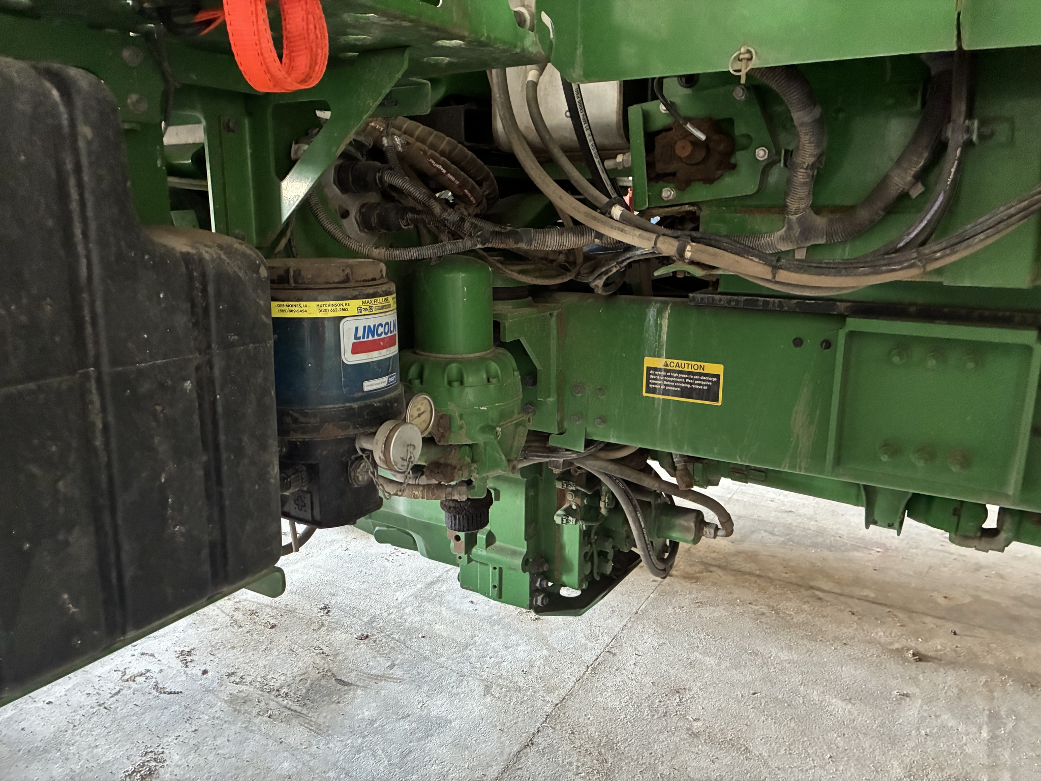 2021 John Deere F4365 Image 8