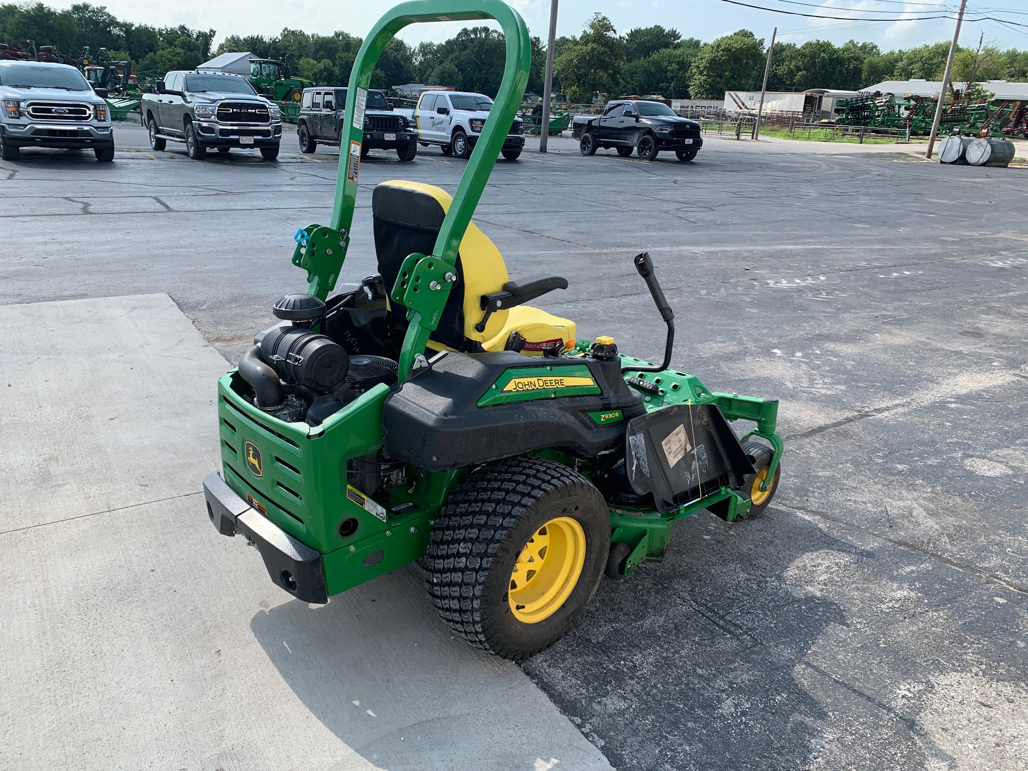  2021 John Deere Z930R at Heritage Tractor in Lamar, MO