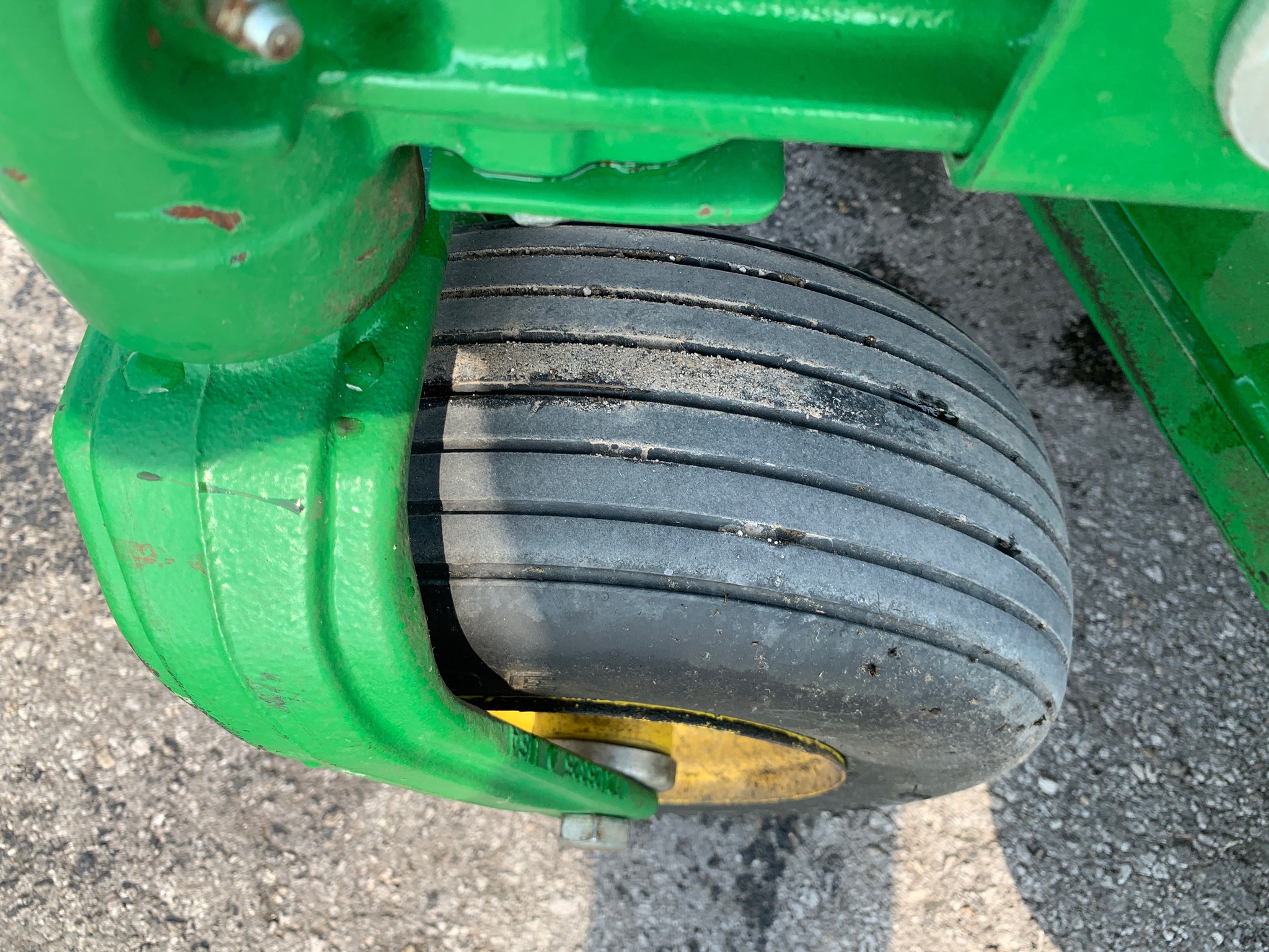  2021 John Deere Z930R at Heritage Tractor in Lamar, MO