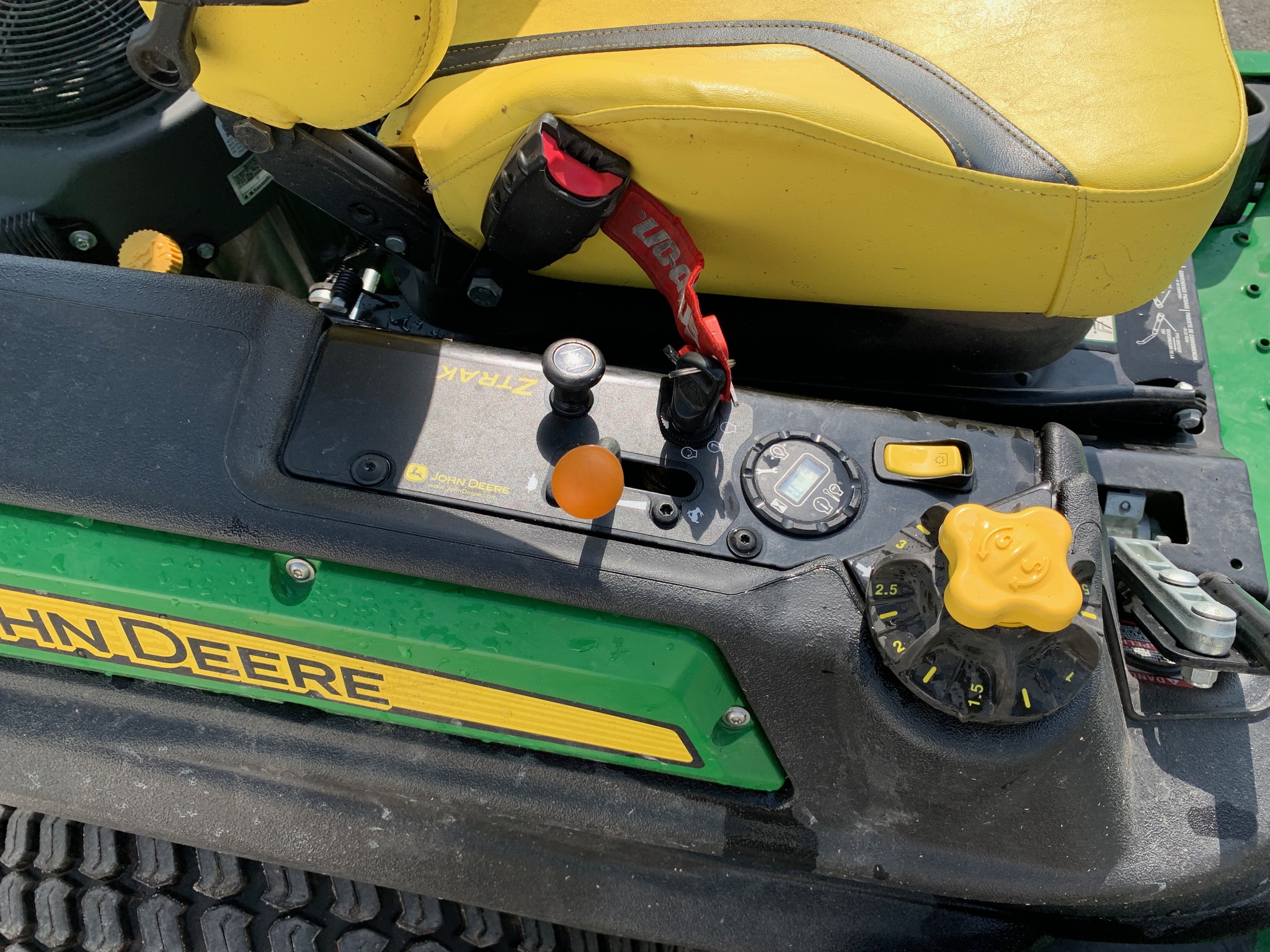  2021 John Deere Z930R at Heritage Tractor in Lamar, MO